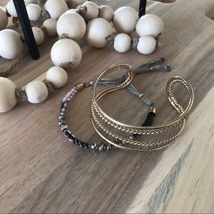 *Just In* Set of 2 Bracelets